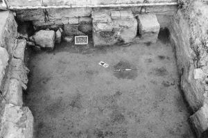 Königstraße 91 - 93 Pfostenspuren.jpg