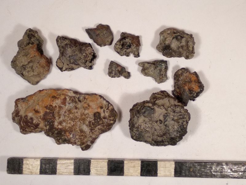 Datei:4 I 1 16795075898805132683329992133905.jpg